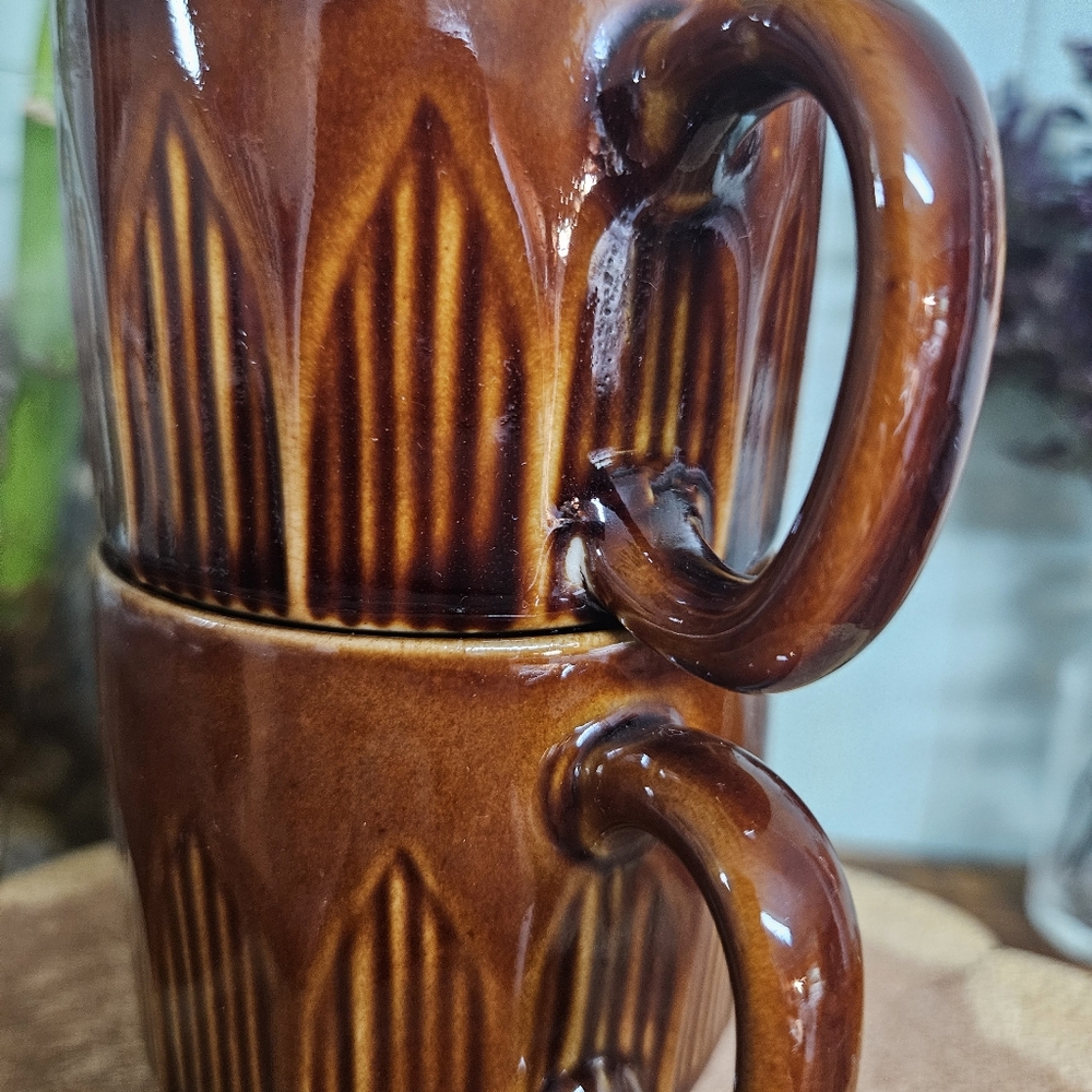Mid-century Stackable Mug Set - Picture 4 of 11